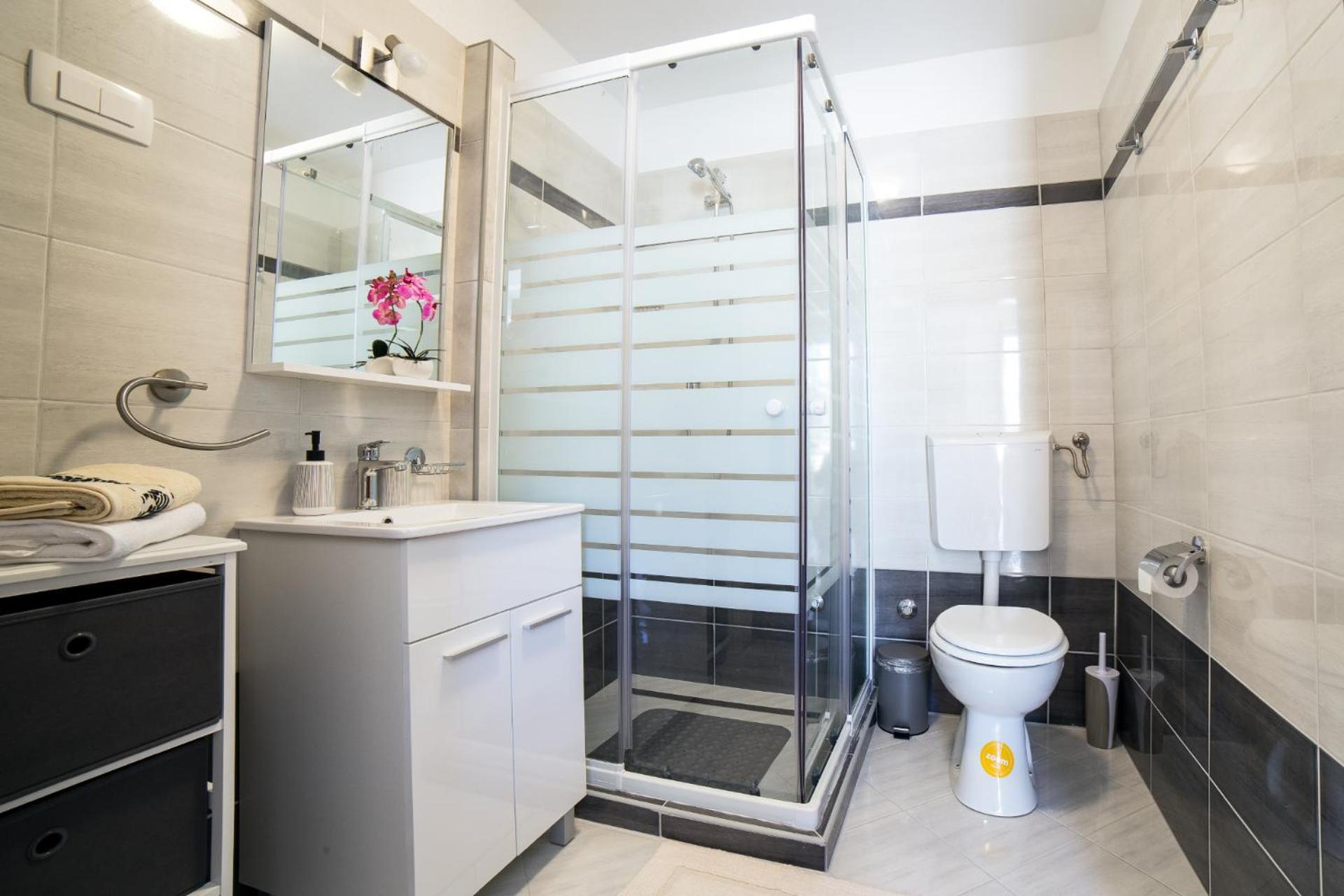 Apartment Podini 布鲁赛吉 外观 照片